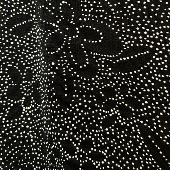 Frazier Lawrence black/white textured dots short sleeved beautiful blouse, XL - Picture 4 of 6